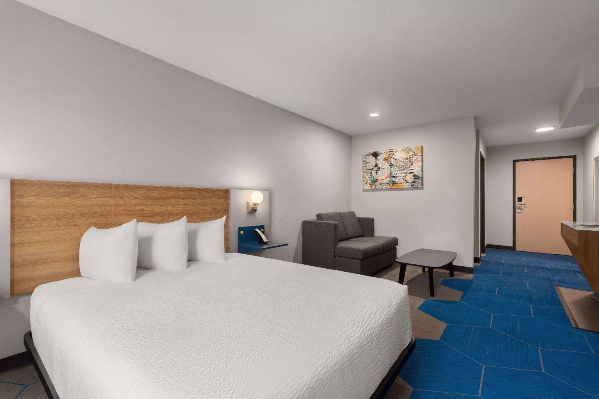 Microtel Inn And Suites Independence Luaran gambar